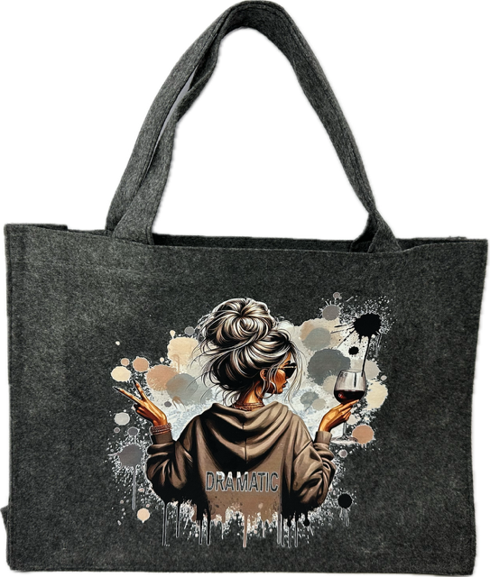 Vilten tas grijs “Dramatic dame met wijnglas” – transfer folie geperst