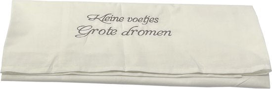 Ledikant lakentje kleine voetjes grote dromen,