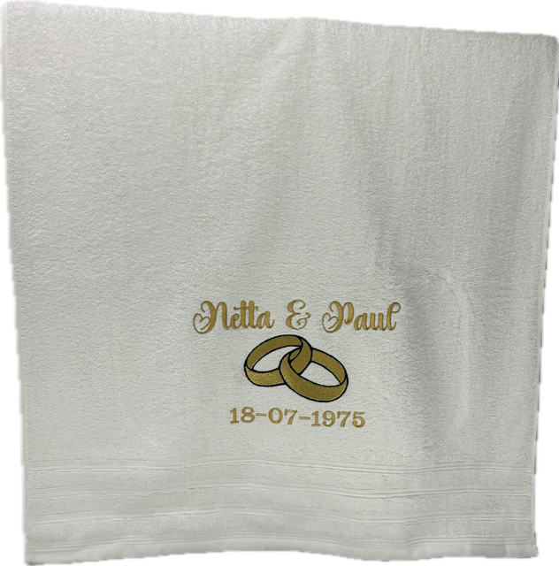Cadeau set - verloving - huwelijk - handdoeken - wit - 2 stuks - Getrouwd -gepersonaliseerd