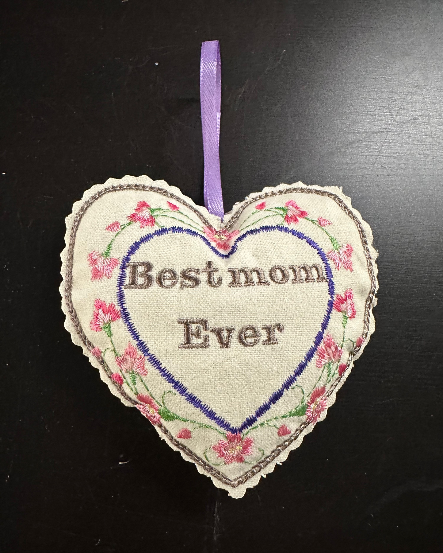Decoratief geluks-hartje “Best Mom Ever” 💖