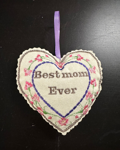 Decoratief geluks-hartje “Best Mom Ever” 💖